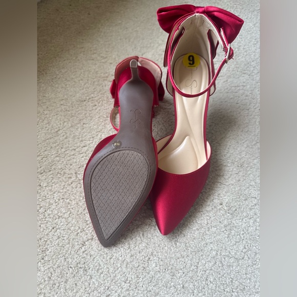 Jessica Simpson Red Satin Pointed-Toe Ankle-Strap Heels with Bow Accent 👠 - Picture 4 of 5